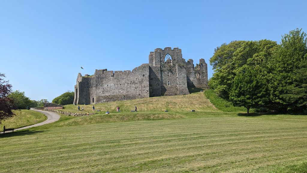 Oystermouth-Castle-2