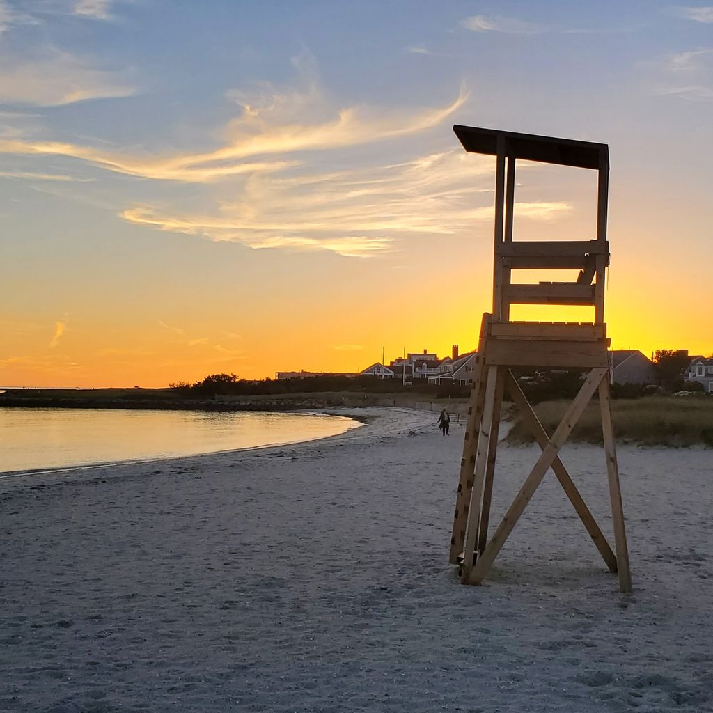 Sunset Views and Sandy Hues: Evening Strolls at Harwich 14 Beaches ...