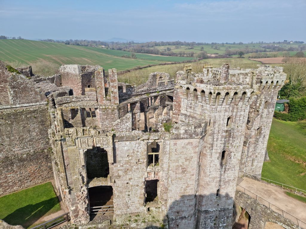 Raglan-Castle-2