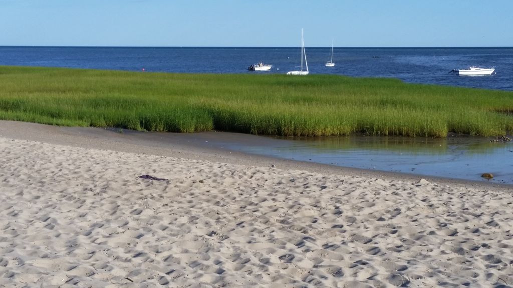 Robbins-Hill-Beach-1