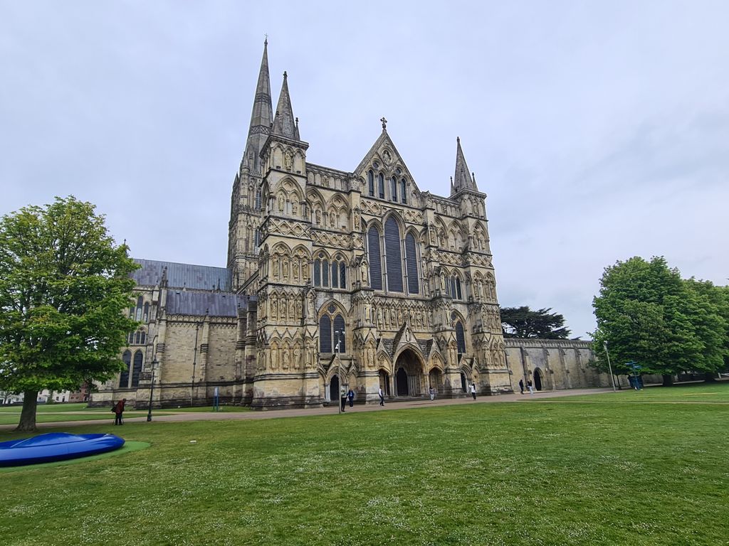 Salisbury-Cathedral-1