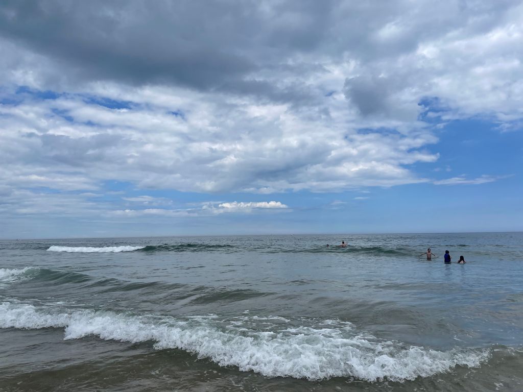 Salisbury-Public-Beach