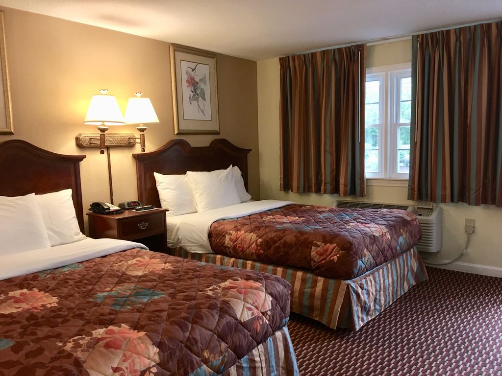 Scottish-Inns-Sturbridge-MA-3