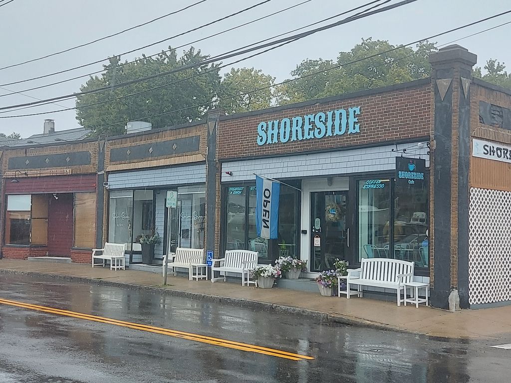 Shoreside-Cafe