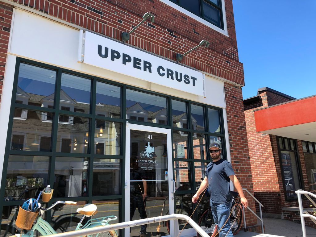 The-Upper-Crust-Pizzeria