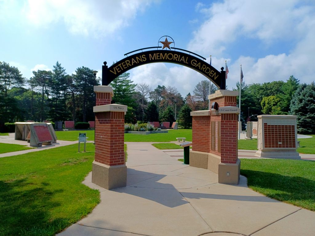 The-Veterans-Memorial-Garden