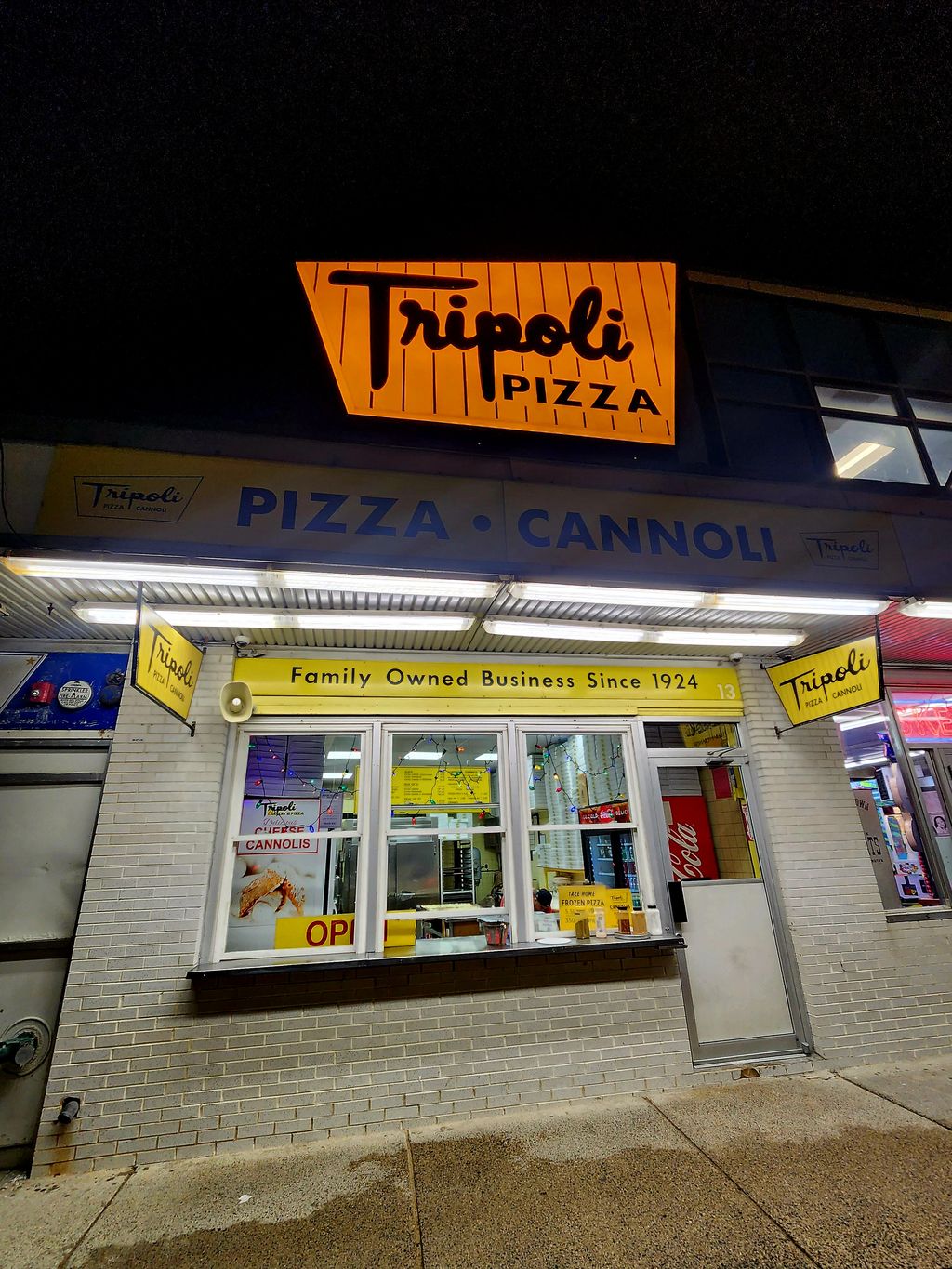 Tripoli-Pizza-Bakery-Salisbury