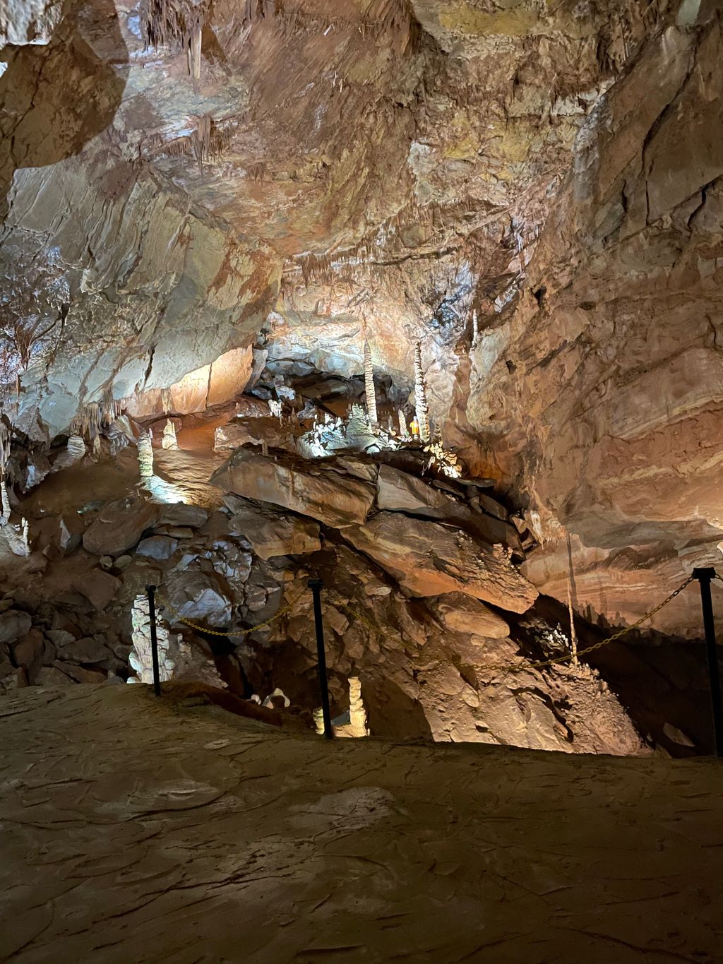 Tuckaleechee-Caverns