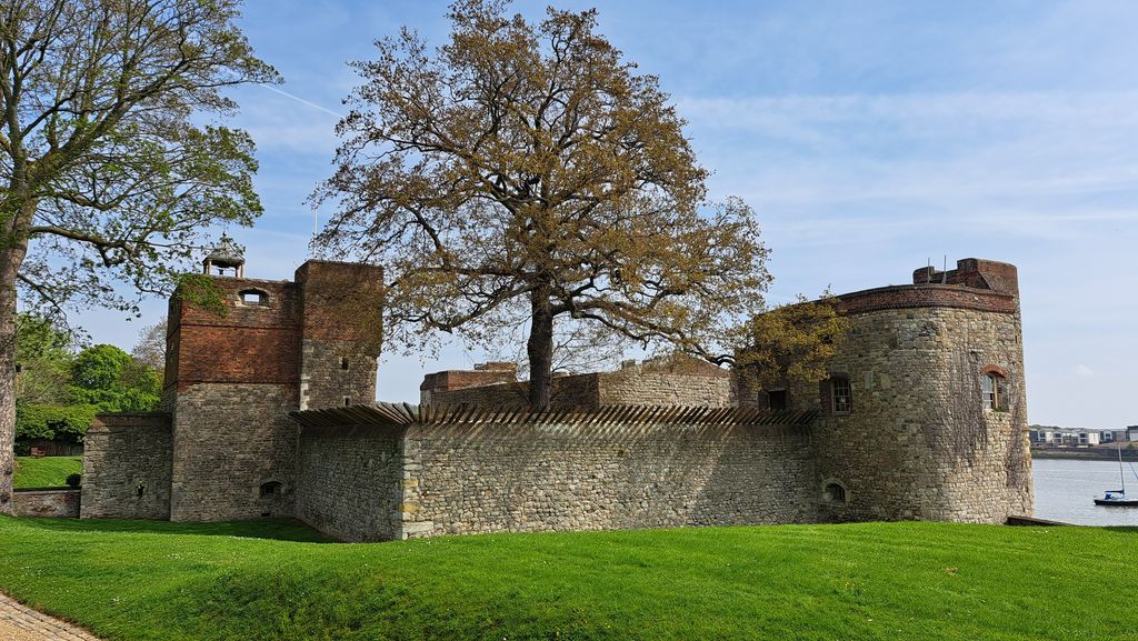 Upnor-Castle-1