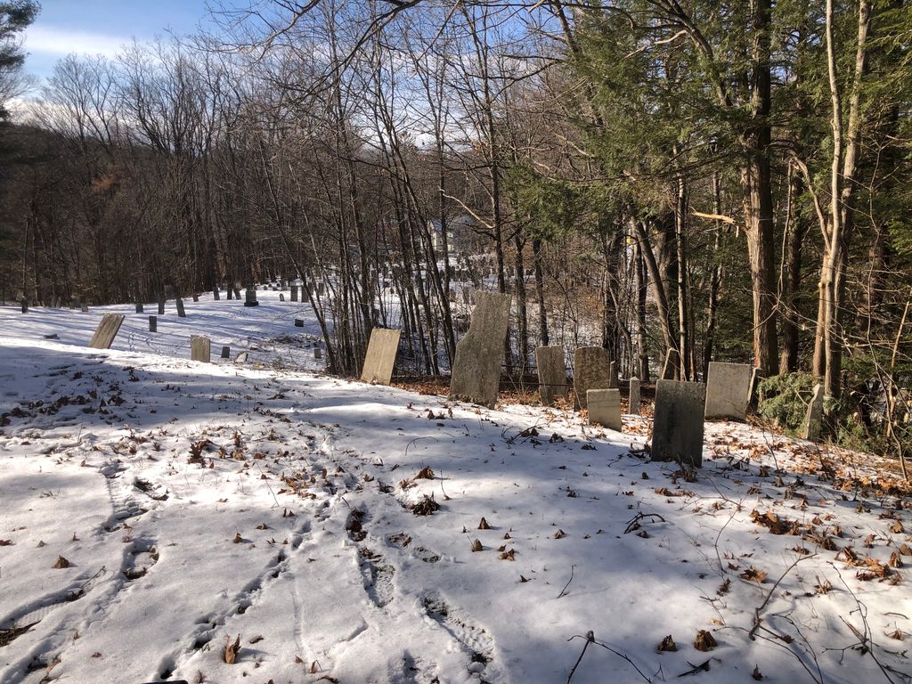 Village-Hill-Cemetery-1