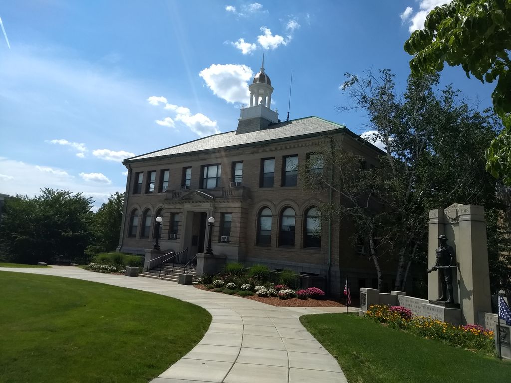 Winthrop-Town-Hall-1