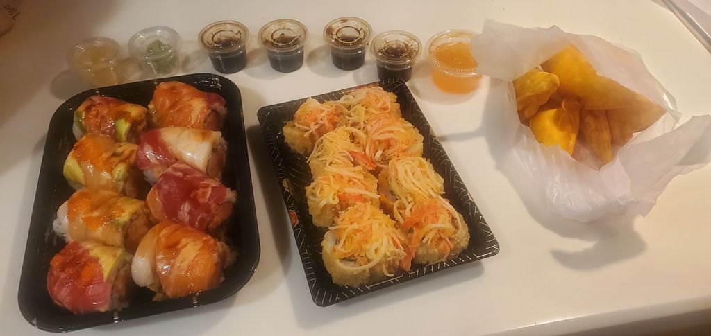 Yaka-Sawa-Sushi-and-Grill-1