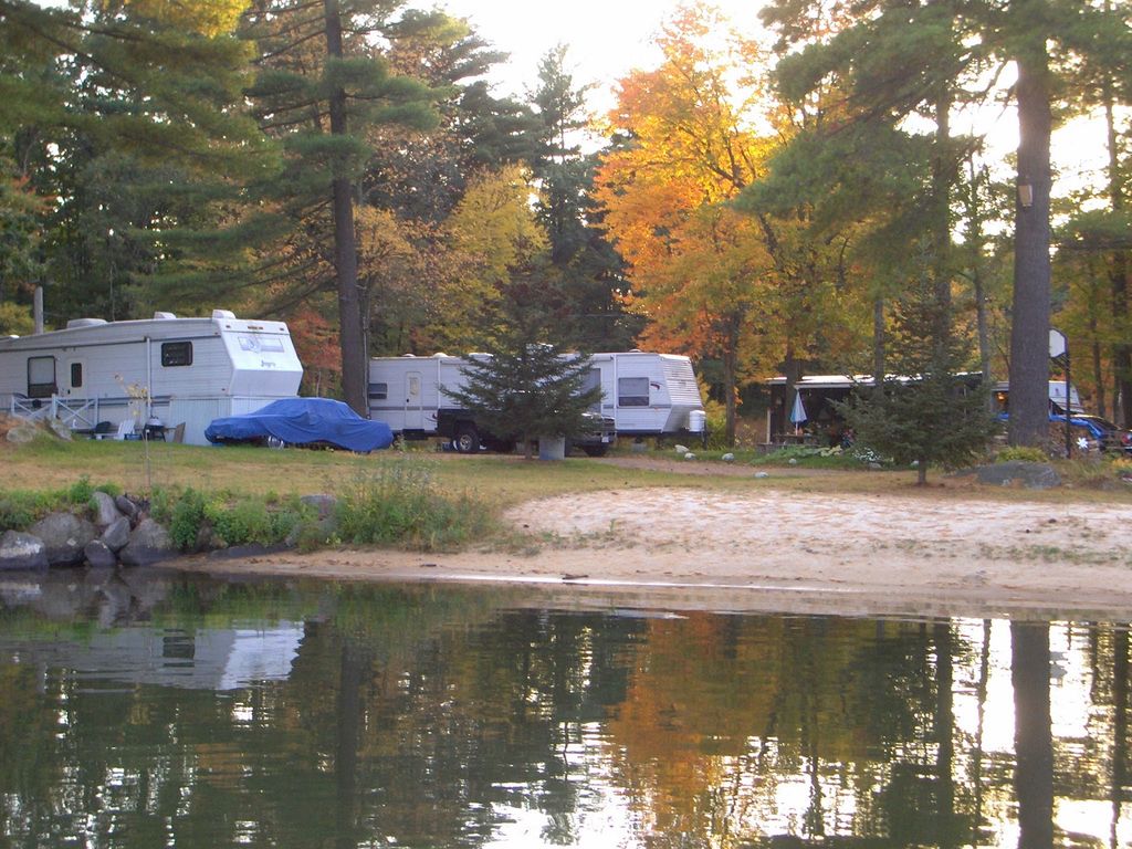 Berrys-Grove-Campground-1