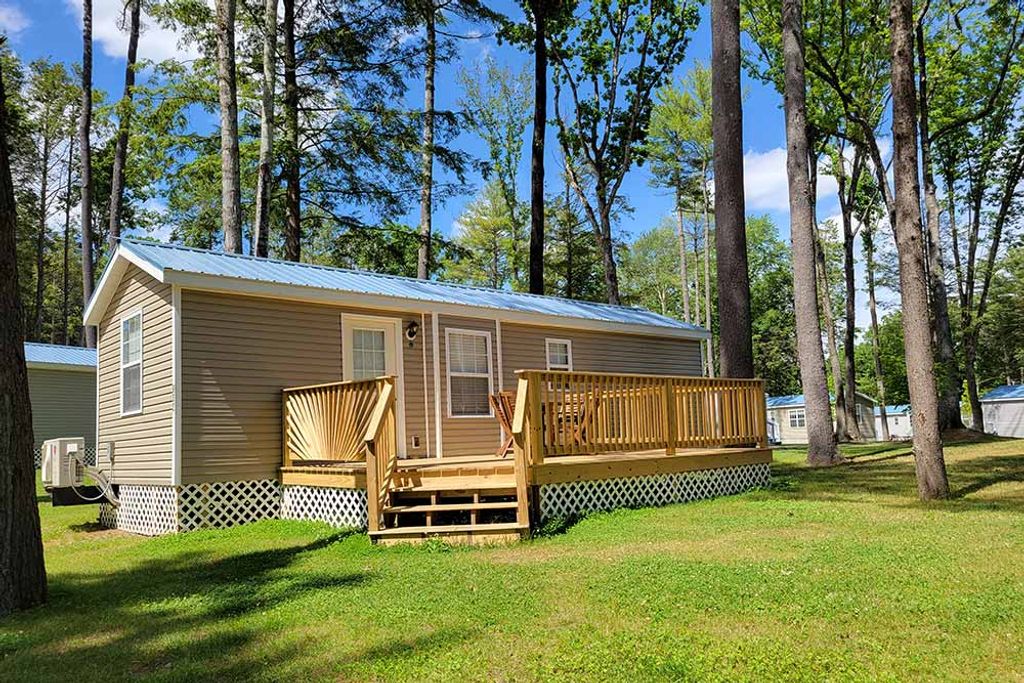 Pine-Lake-RV-Resort-Cottages