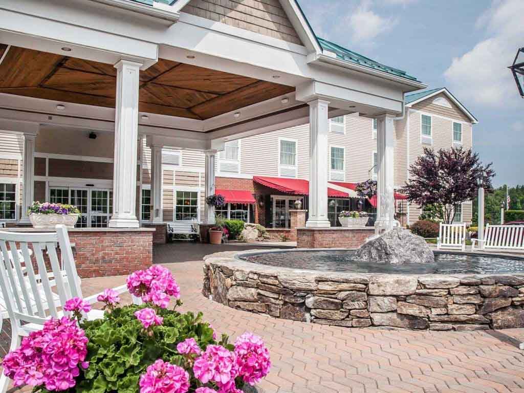 Comfort Inn & Suites Sturbridge-Brimfield