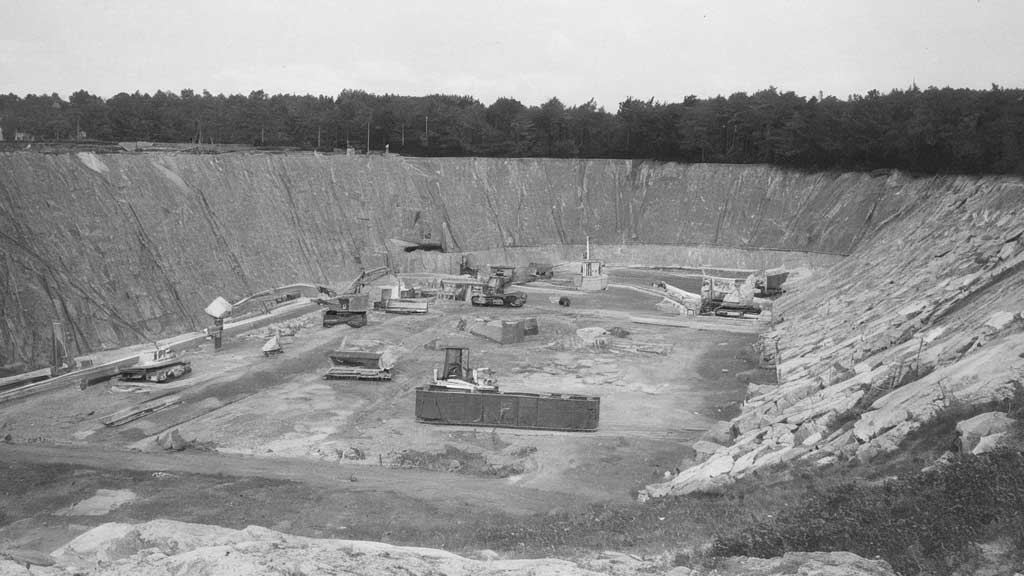 The Chelmsford Granite Quarries  