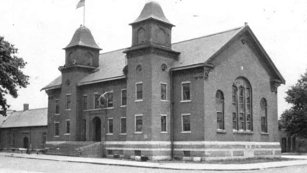 The Memorial Hall Museum  