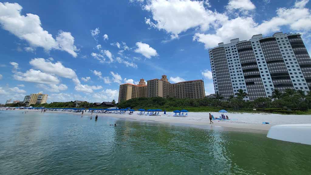 Beautiful Beachfront Location