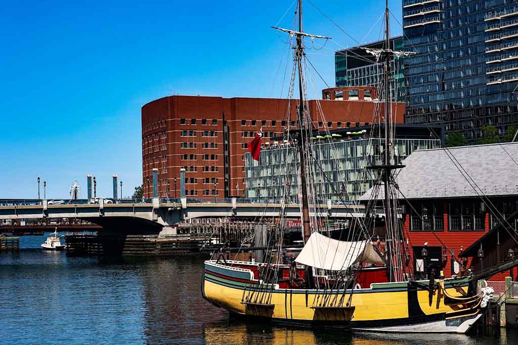 Boston Tea Party Ships & Museum Tour