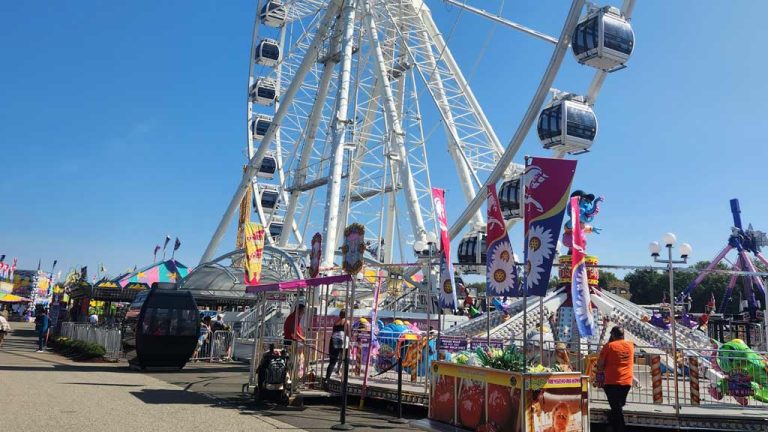 Best Fairs in Massachusetts: 10 Popular State and County Fairs ...