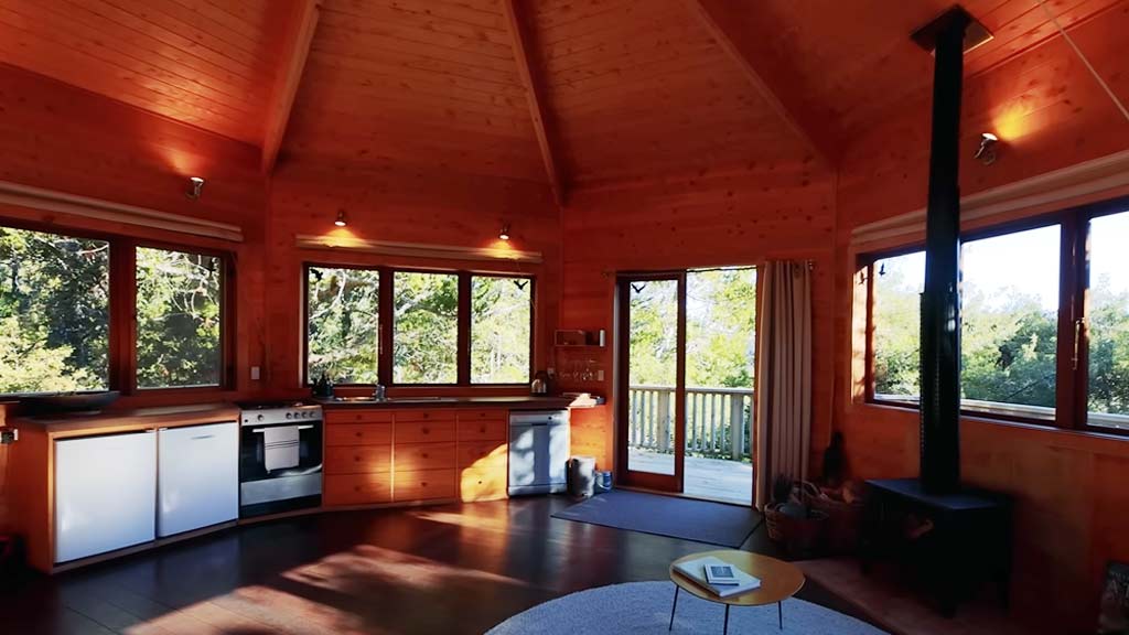 Treehouse at Waveny House