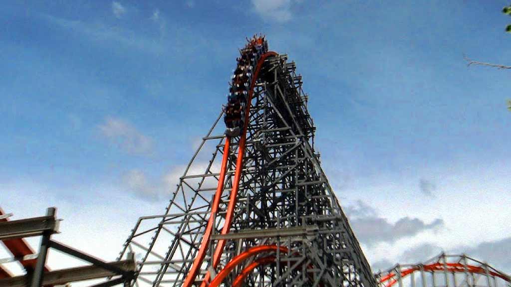 Wicked Cyclone at Six Flags New England