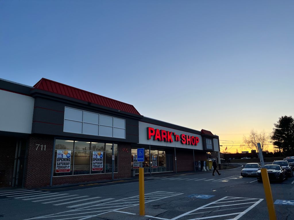 Auburn-Park-N-Shop