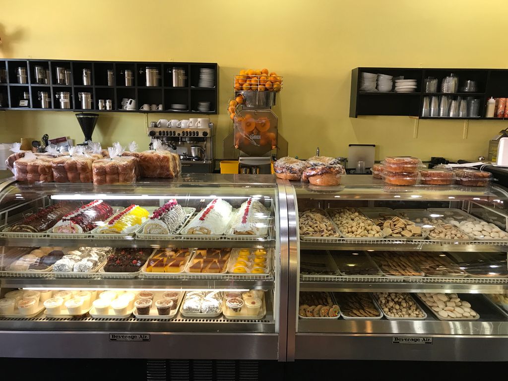 Bakes-Cakes-Brazilian-Bakery