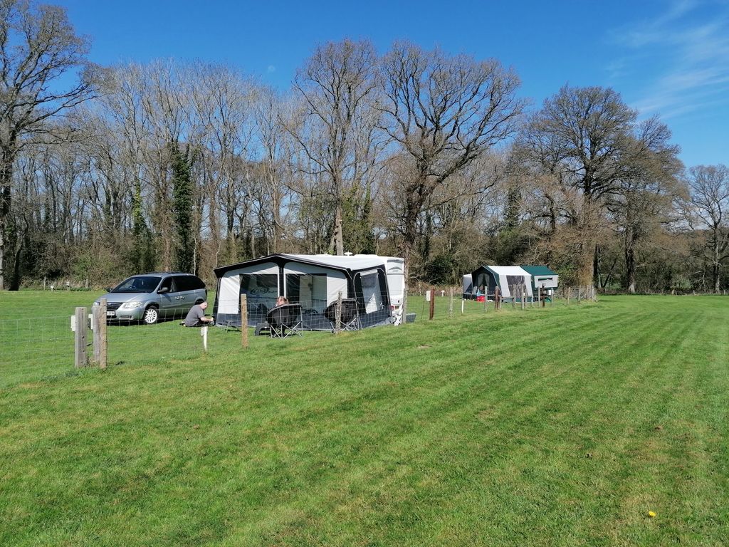 Bishops-Green-Farm-Campsite-1