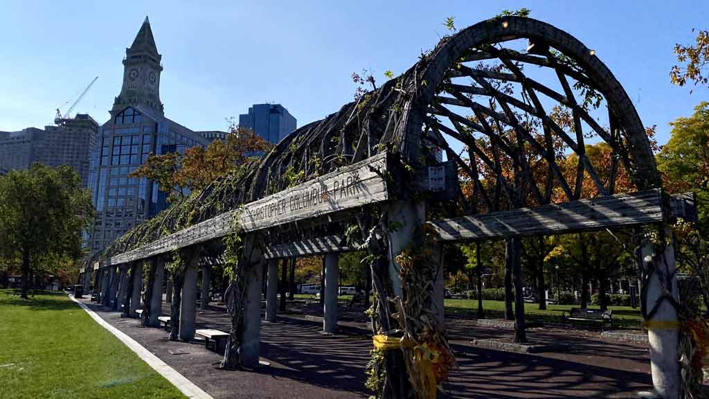 Christopher Columbus Park’s Waterfront Escape