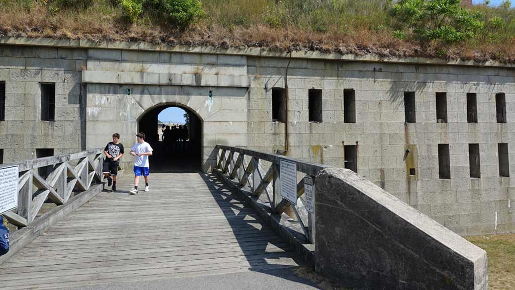  Fort Warren