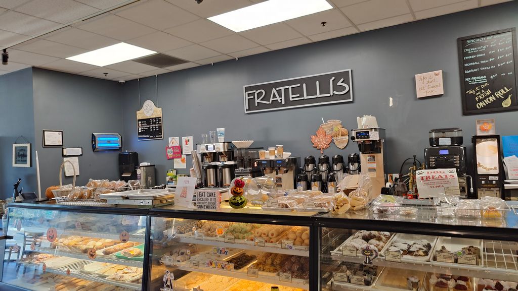 Fratellis-Pastry-Shop