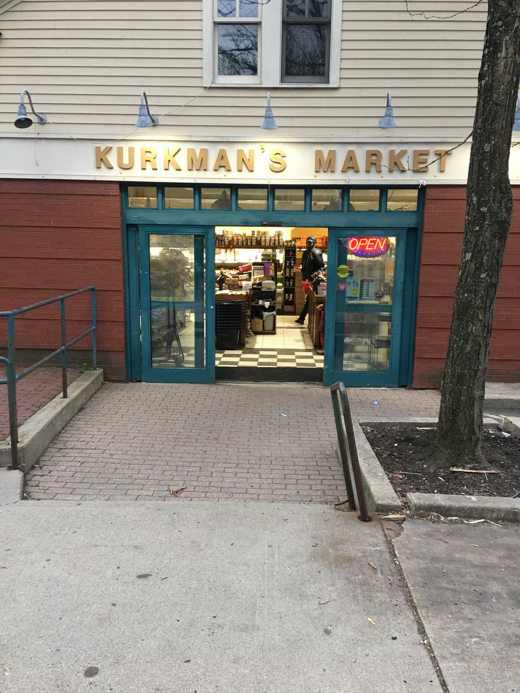 Kurkmans-Market-Co-1