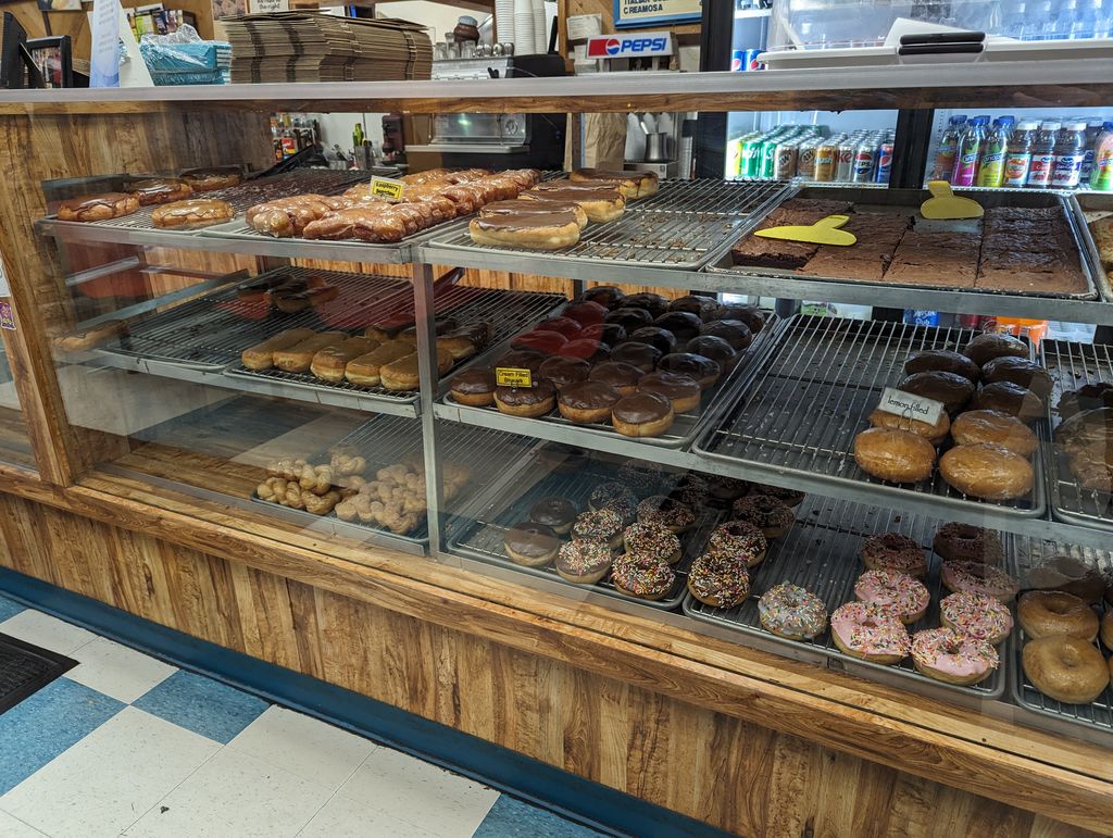 Lafeens-Family-Pride-Donuts-and-Ice-Cream