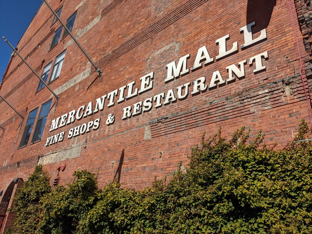 Mercantile-Mall-Fine-Shops-Restaurant