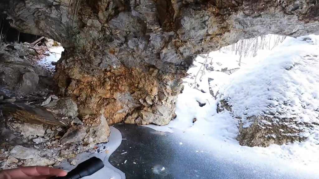  Pegmatite Quarries, Grafton County