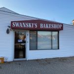 Swanskis-Bakeshop