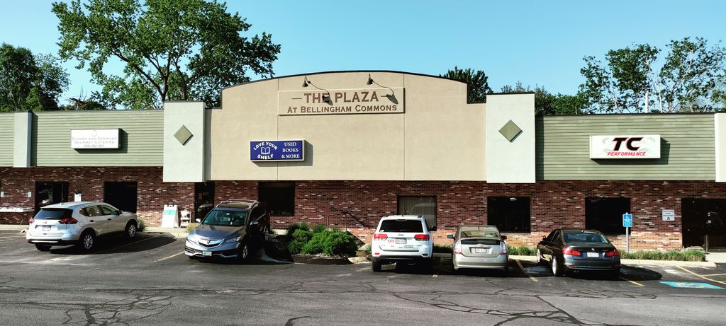 The-Plaza-at-Bellingham-Commons
