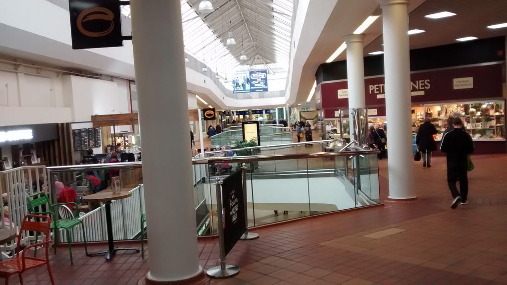The-Ridings-Shopping-Centre-1