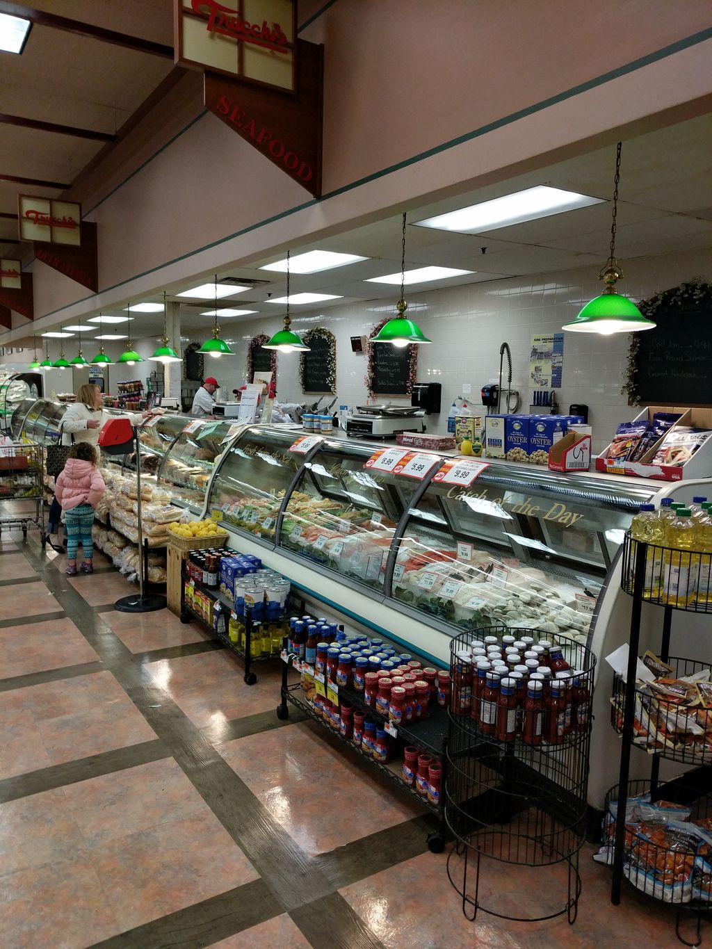 Trucchis-Supermarkets-New-Bedford-1