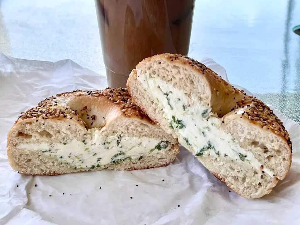 Lou's Bagel Nook