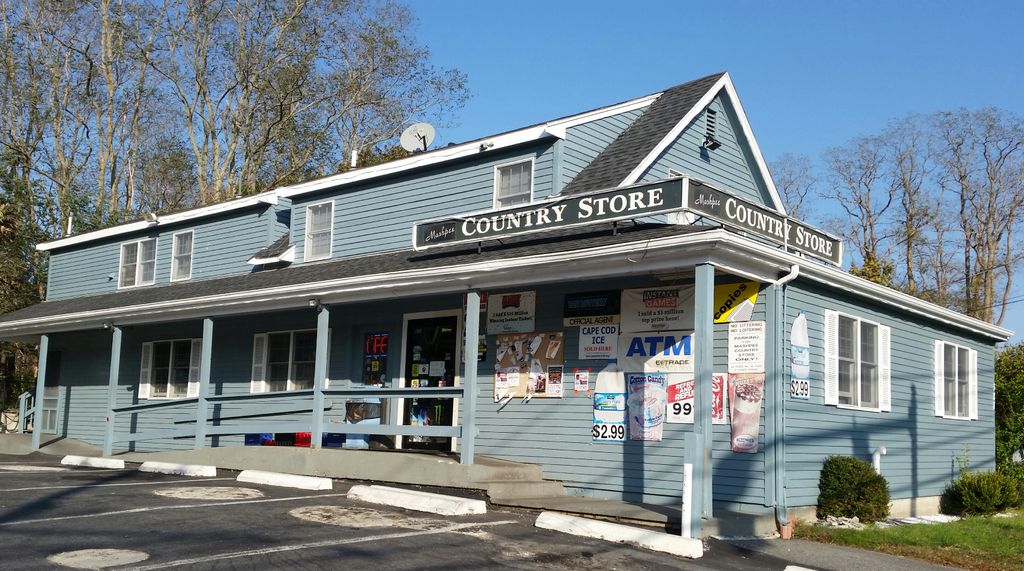 Mashpee-Country-Store