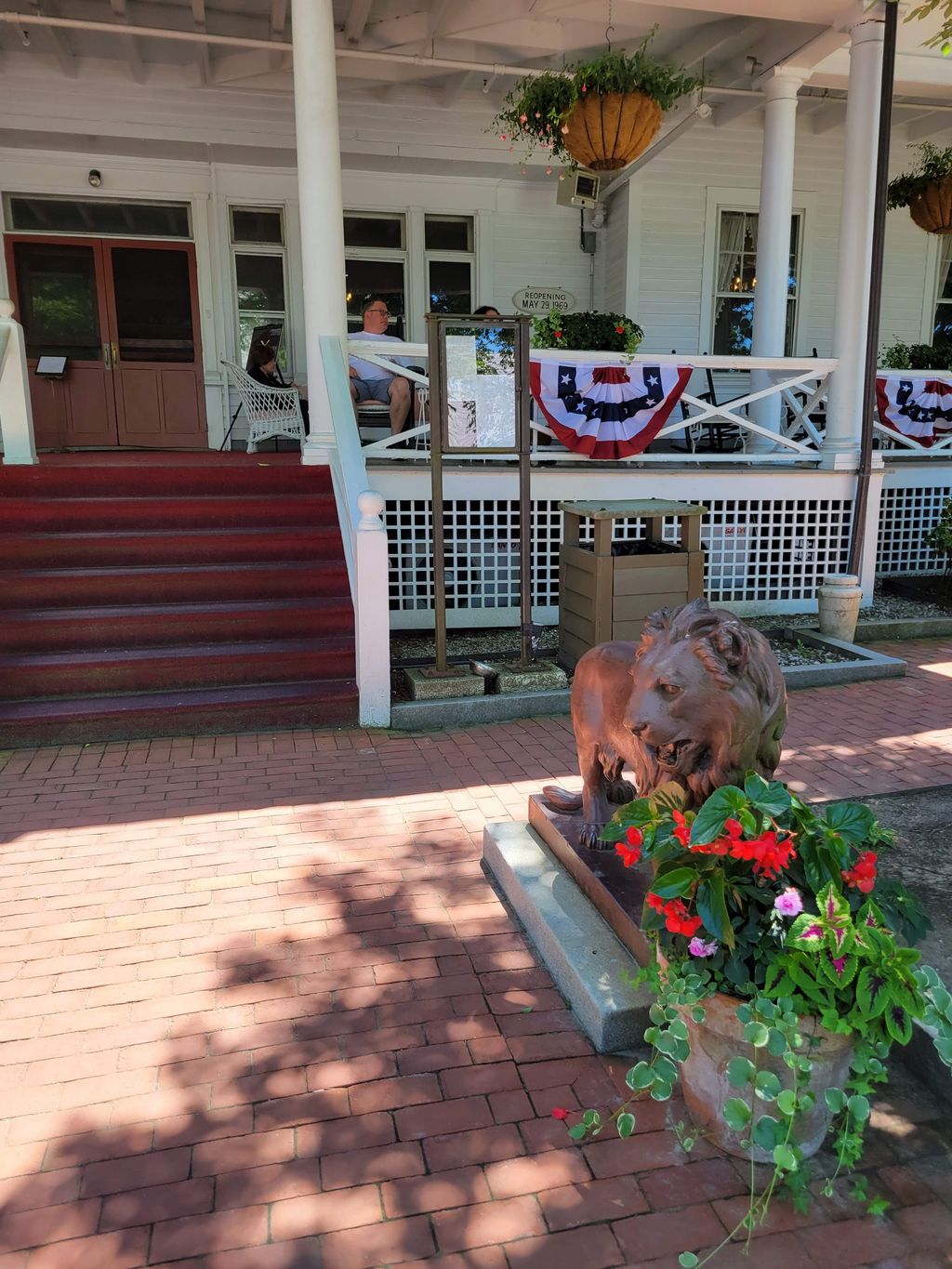 Stockbridge-General-Store