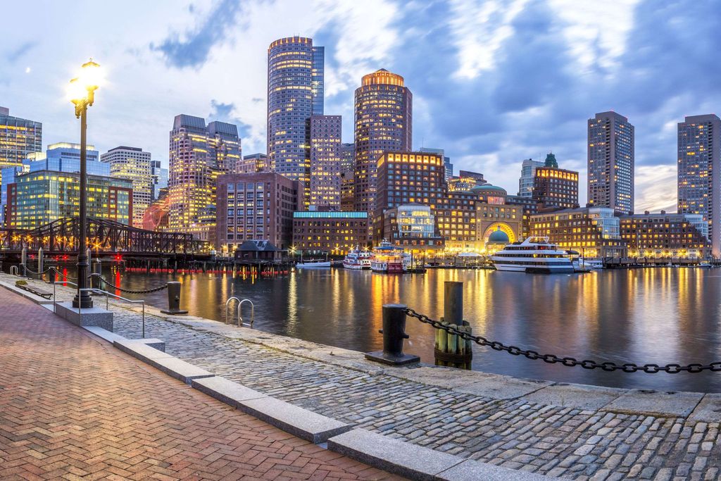 Cambria-Hotels-Boston-Downtown-Seaport