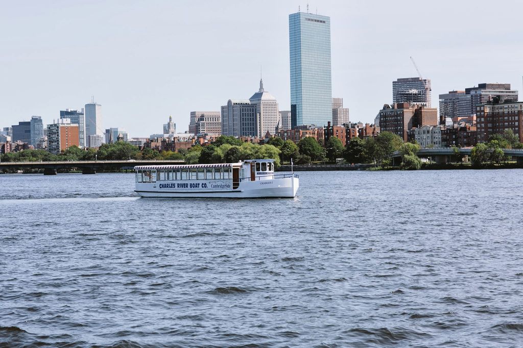 Charles-River-Boat-Company