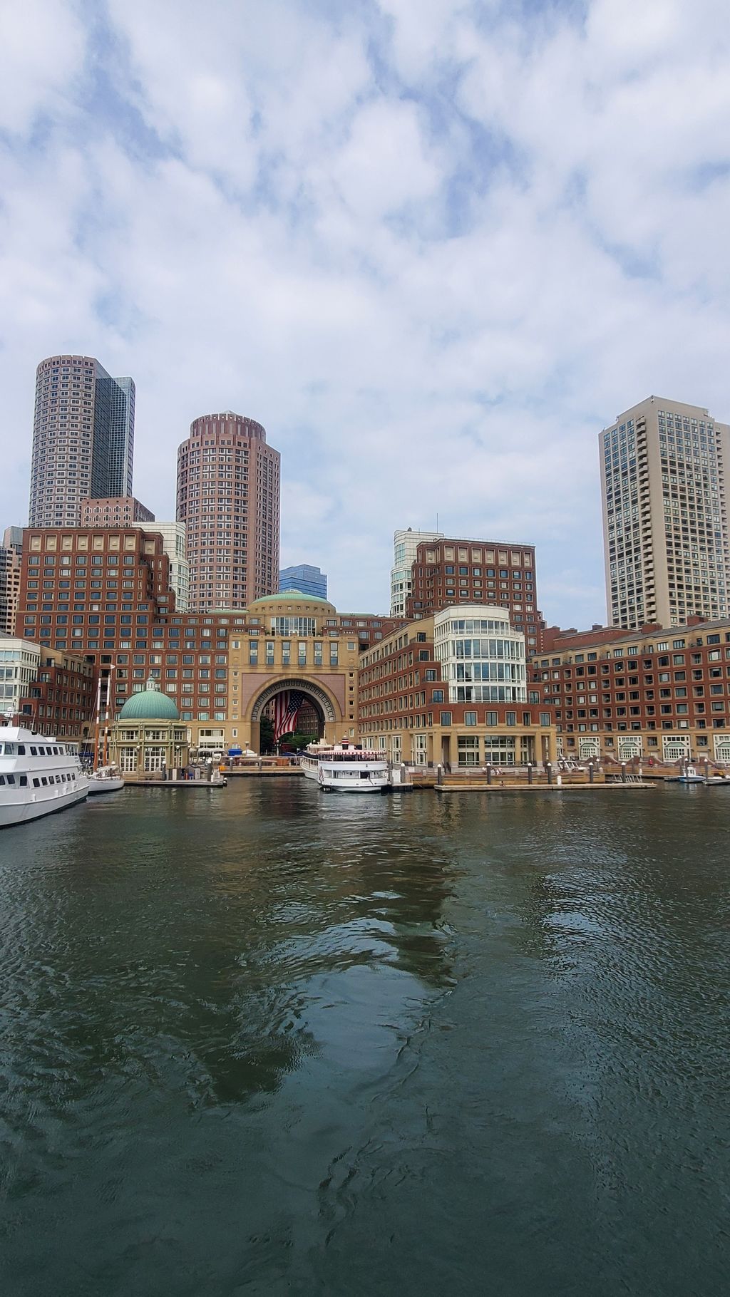 Classic-Harbor-Line-Boston-1