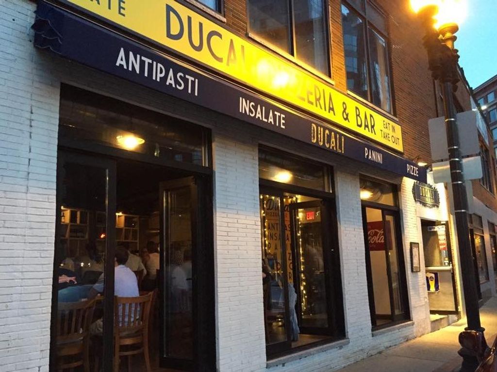 Ducali-Pizzeria-Bar