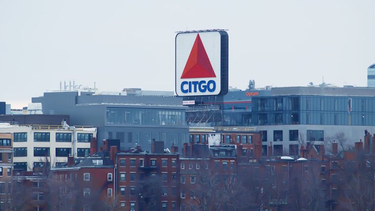 Uncovering the Rich History of Boston's Iconic CITGO Sign ...