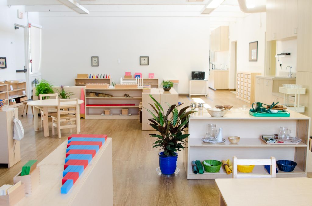 Guidepost-Montessori-at-Downtown-Boston-1