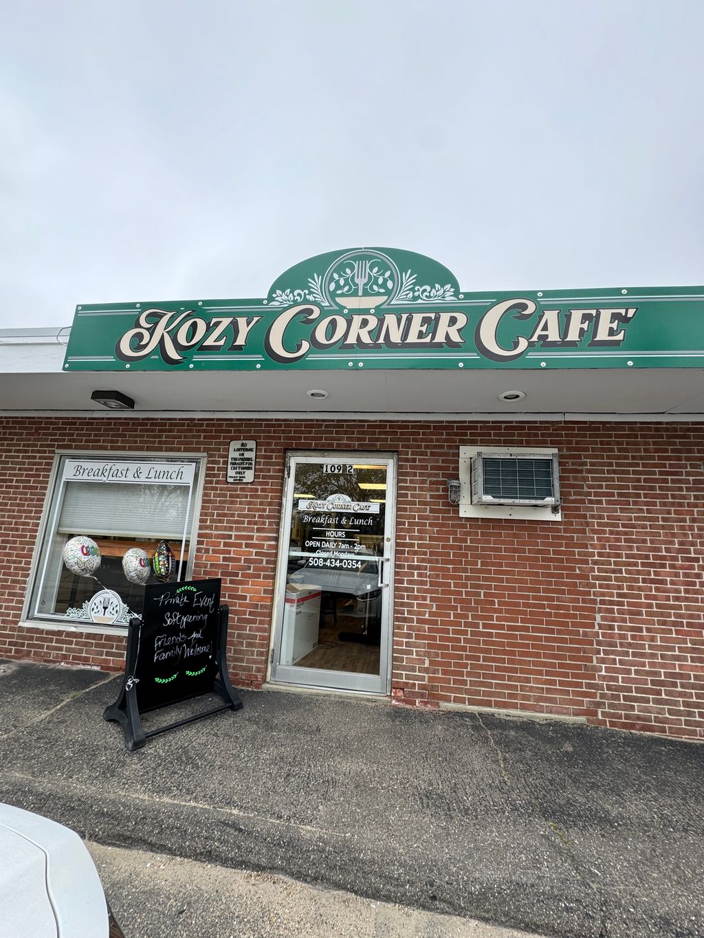 Kozy-Corner-Cafe